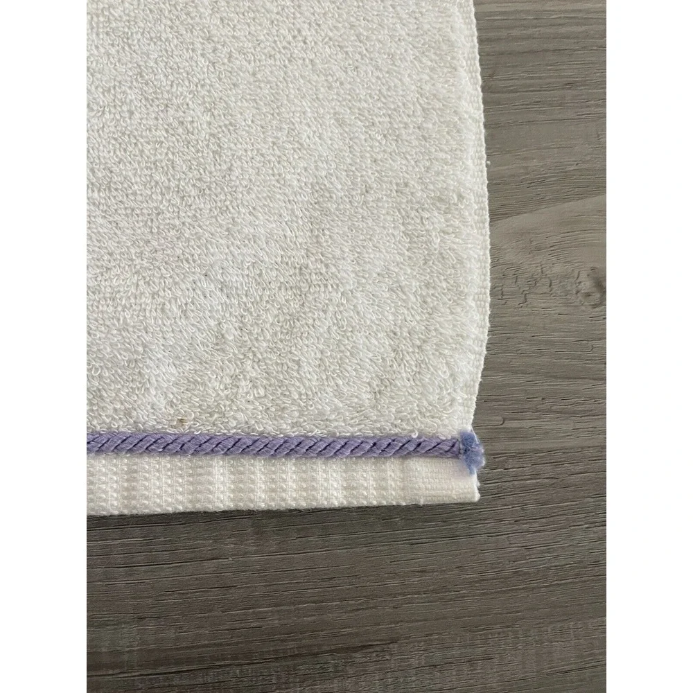 Vtg Penneys Home Collection White w/Embroidered Purple Flowers Hand/ Bath Towels